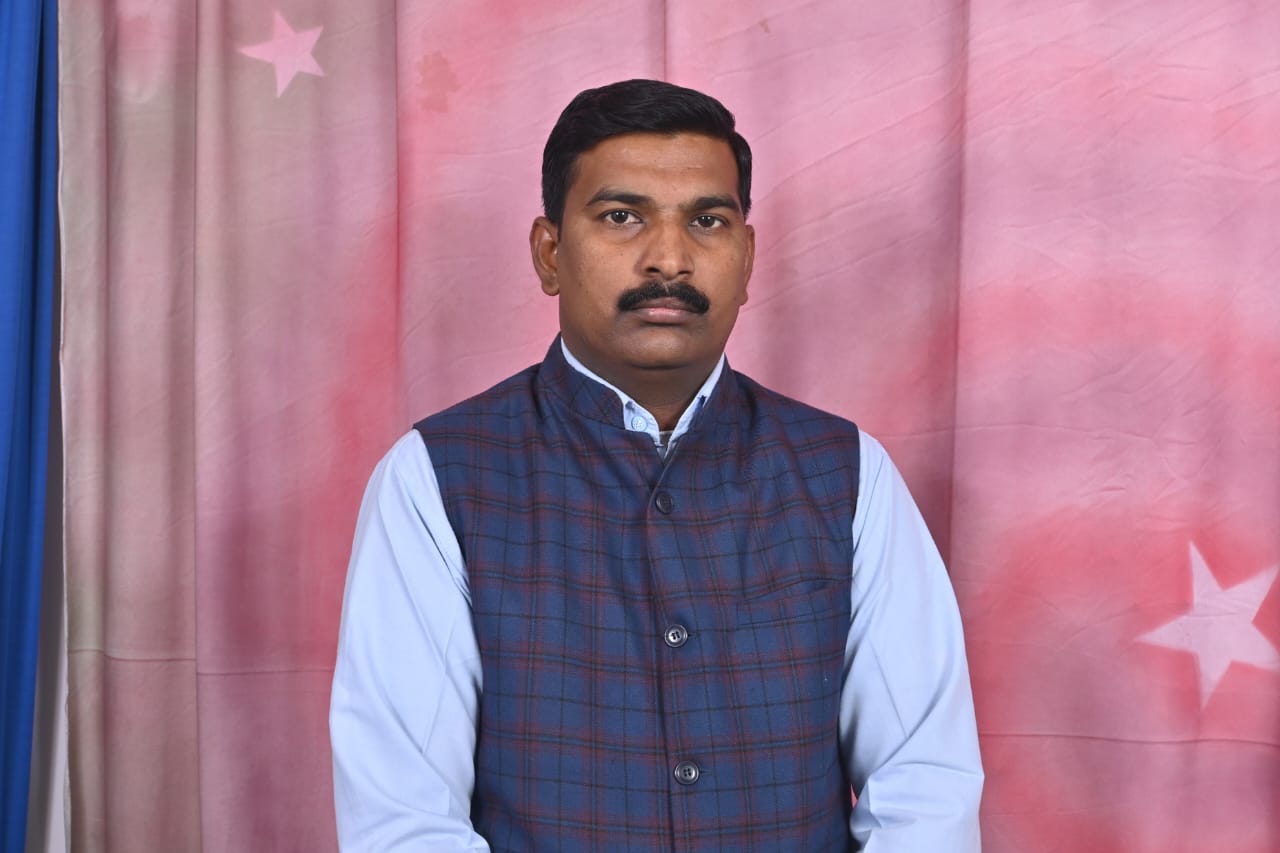 Dr Devendra Kumar